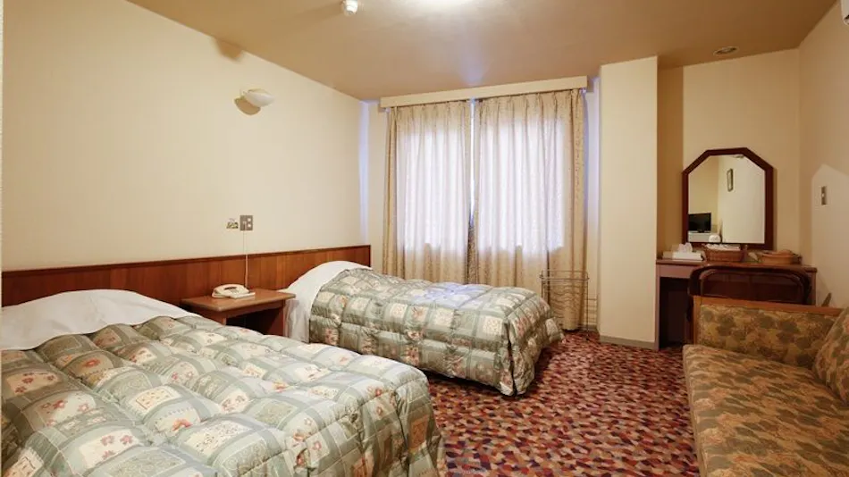 Petit Hotel Yubara Resort