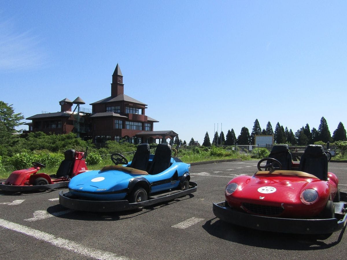 *【โกคาร์ท】1 คน: 300 เยน, 2 คน