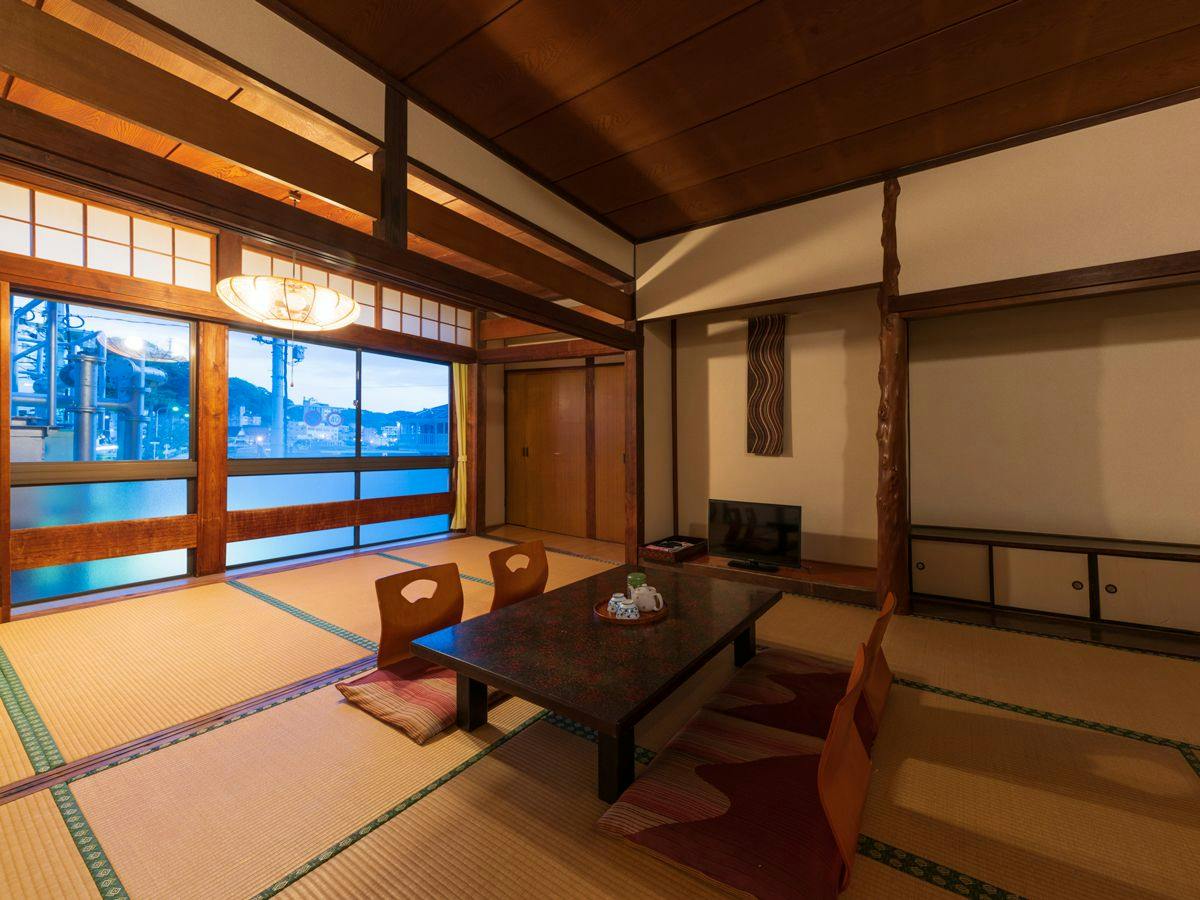 【和室12畳】団欒のひと時を。