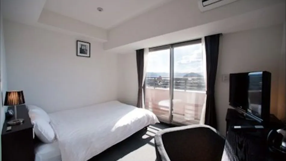 Omura Station Hotel