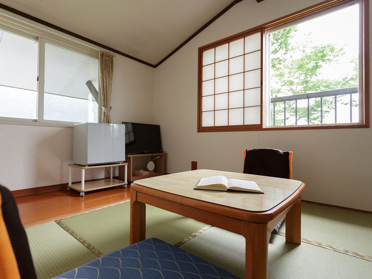 Kamar gaya Jepang 6 tatami + 1,5 tatami lantai kayu [Bebas Rokok]