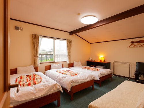 洋室トリプル［禁煙