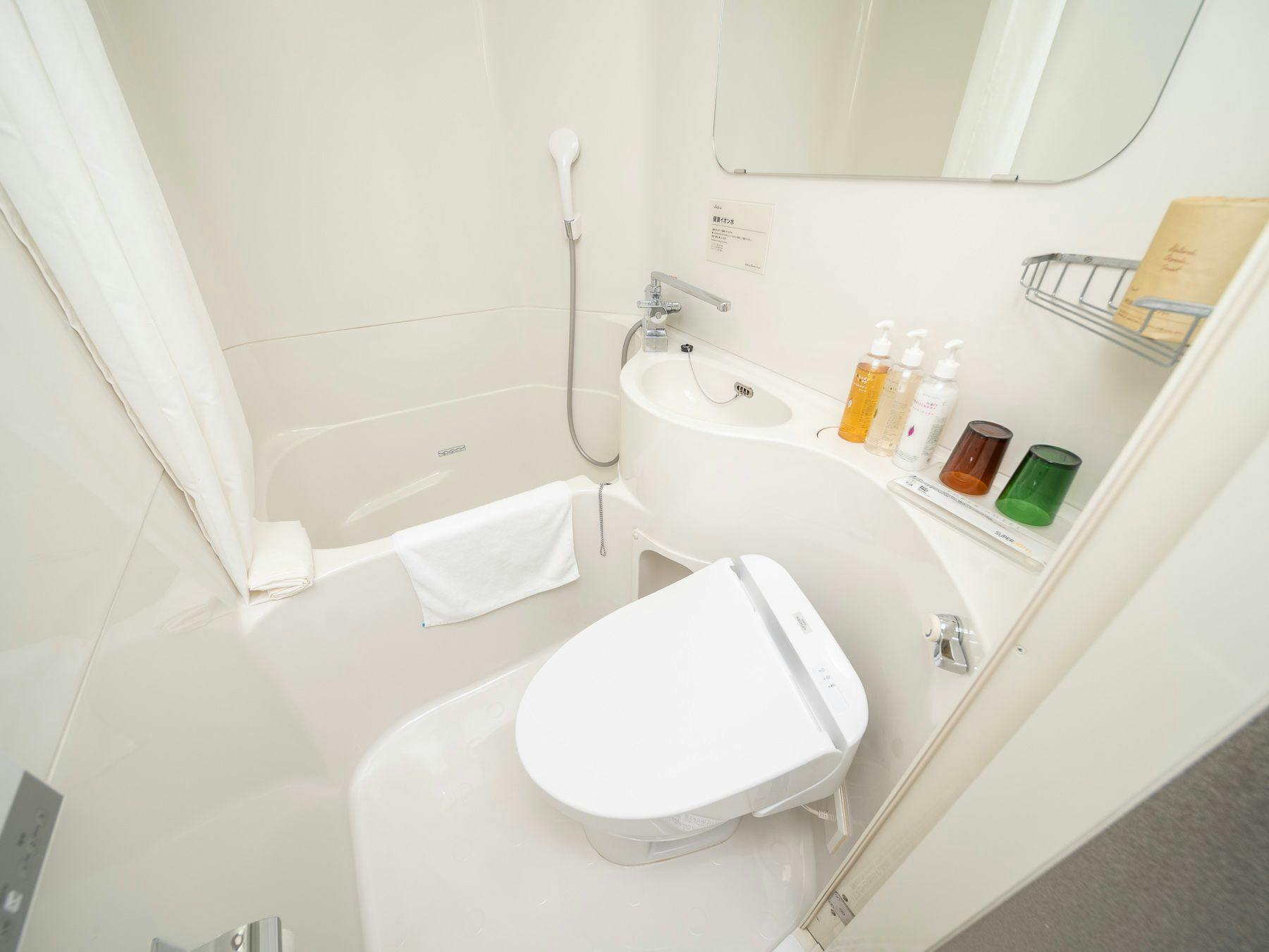 ห้องพักทุกห้องมีห้องน้ำในตัว