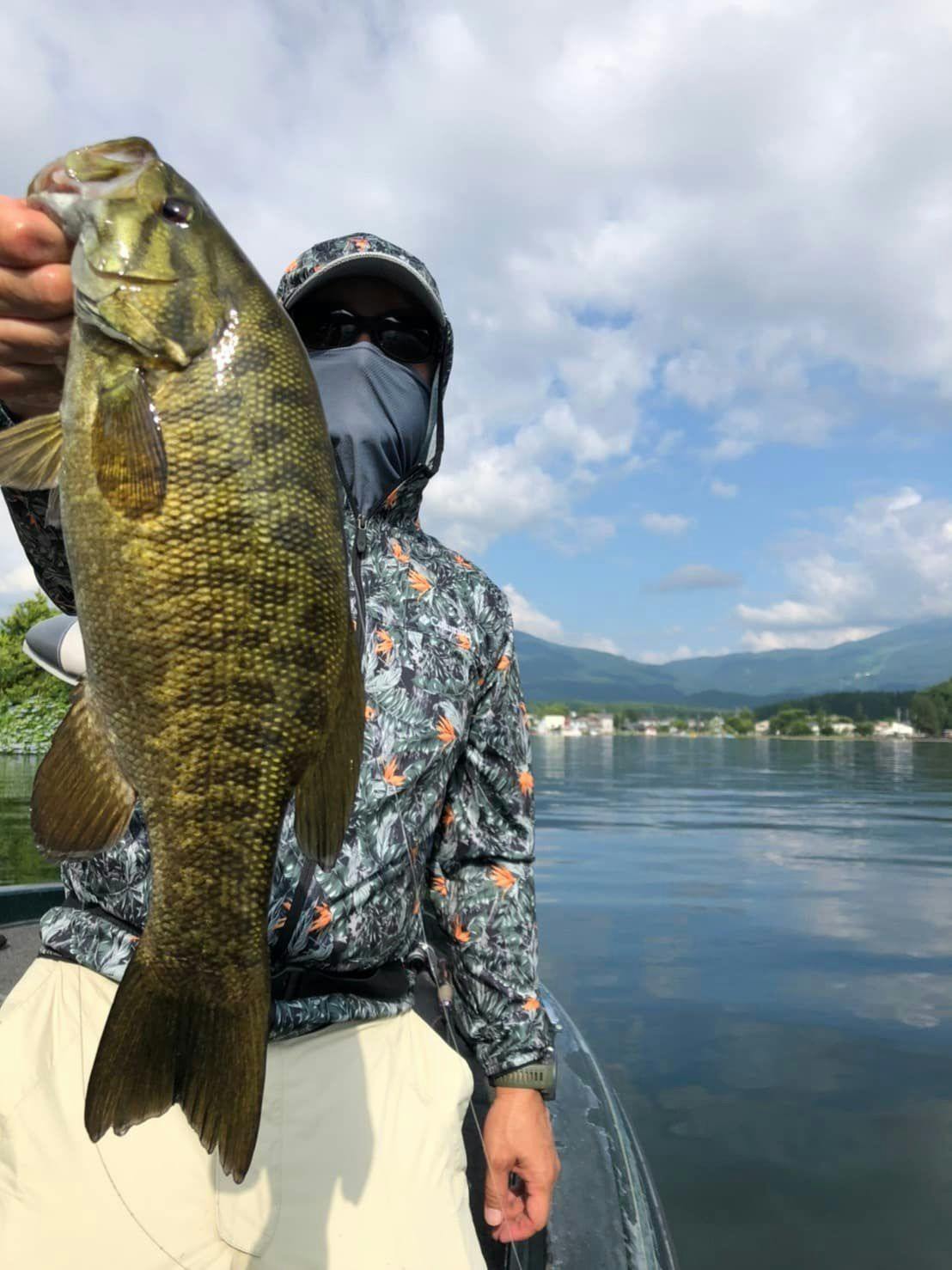 สถานที่ศักดิ์สิทธิ์ของปลาสมอลเมาท์บาส ขนาด 40 ซม. ขึ้นไป