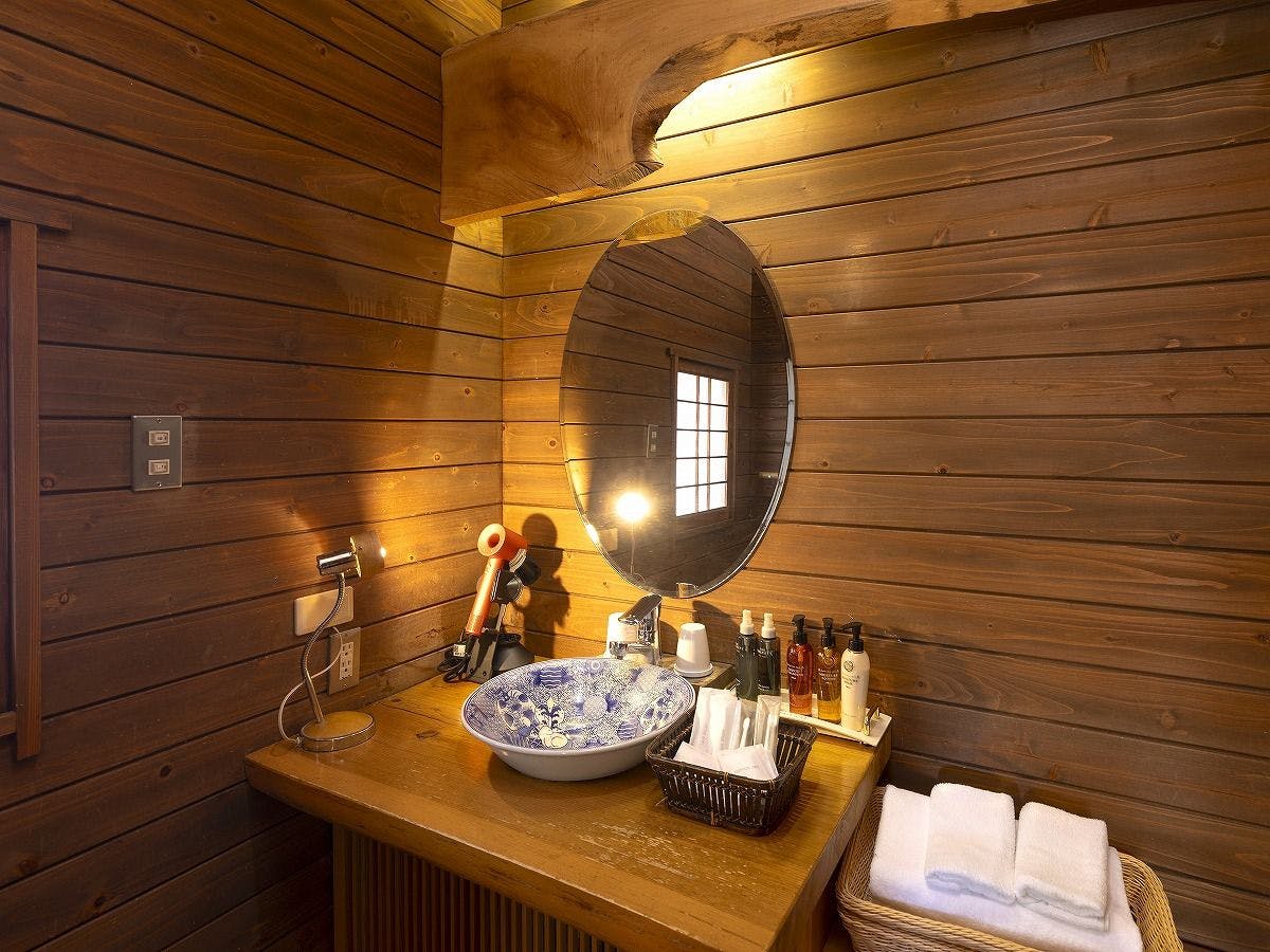 ห้องน้ำ บัมบูริอัน