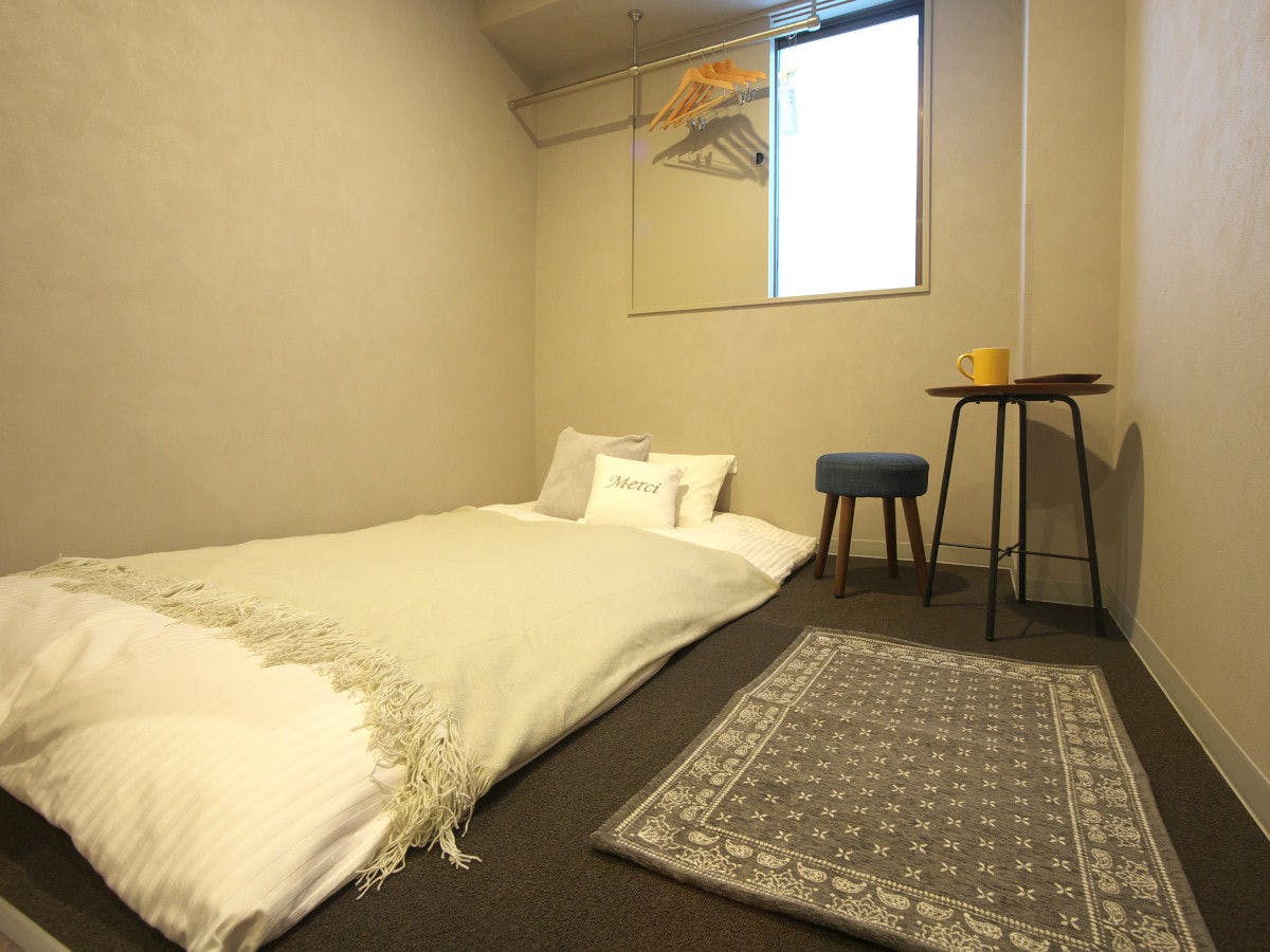 ห้องพักเดี่ยว (ห้องฟูก)