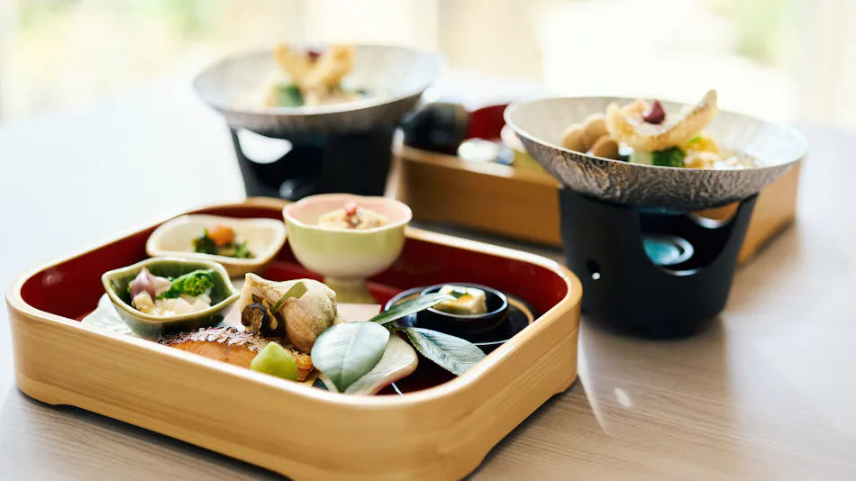 Tsukibikan: A 400-Year-Old Inn with Its Own Hot Spring, Associated with Shiko Munakata