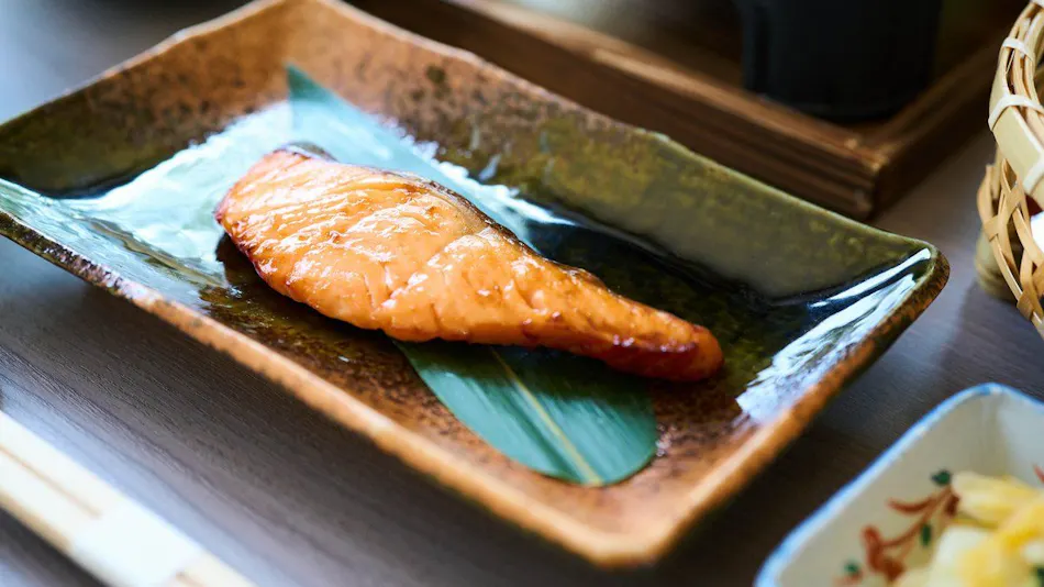 Tsukibikan: A 400-Year-Old Inn with Its Own Hot Spring, Associated with Shiko Munakata