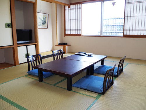 *【和室12畳一例】ゆったり畳でくつろぐ。