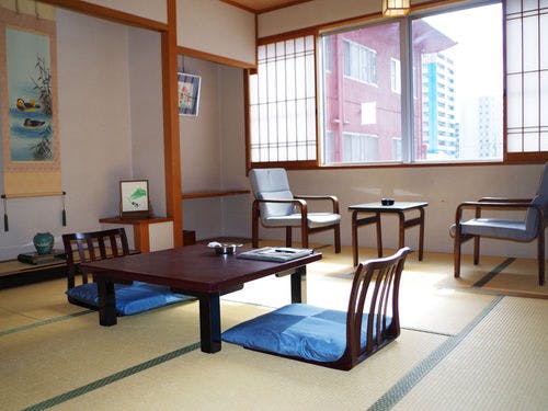 *【和室8畳一例】ゆったり畳でくつろぐ。