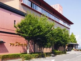アヤハレークサイドホテル