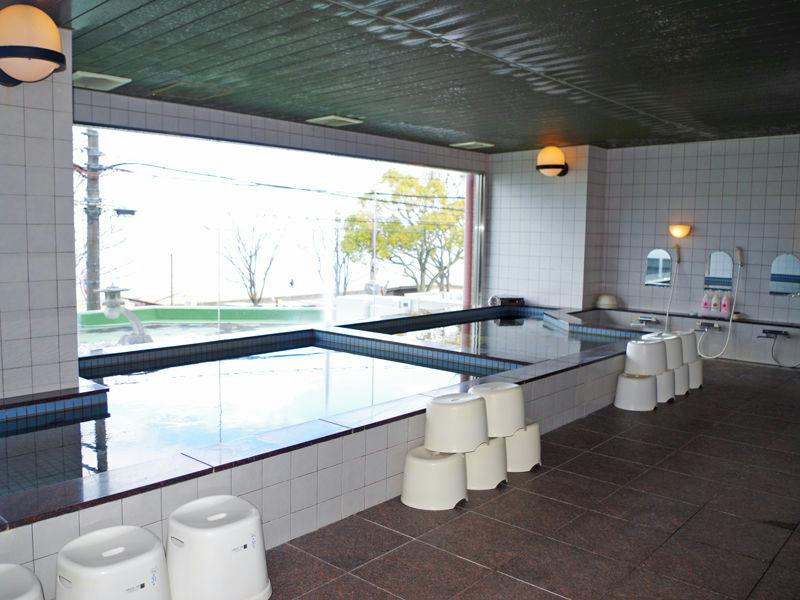 Ayaha Lakeside Hotel