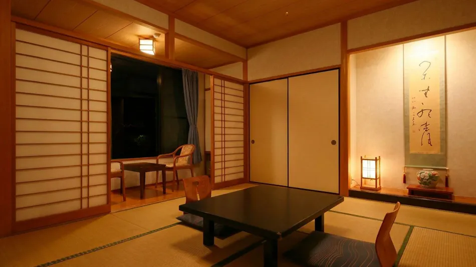 Fugu Cuisine and Live Fish Cuisine Inn Yamani Ryokan