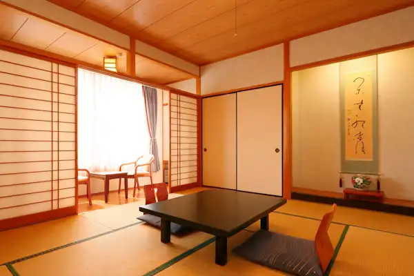 ห้องพักพร้อมห้องน้ำและสุขาในตัว