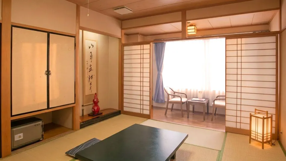 Fugu Cuisine and Live Fish Cuisine Inn Yamani Ryokan