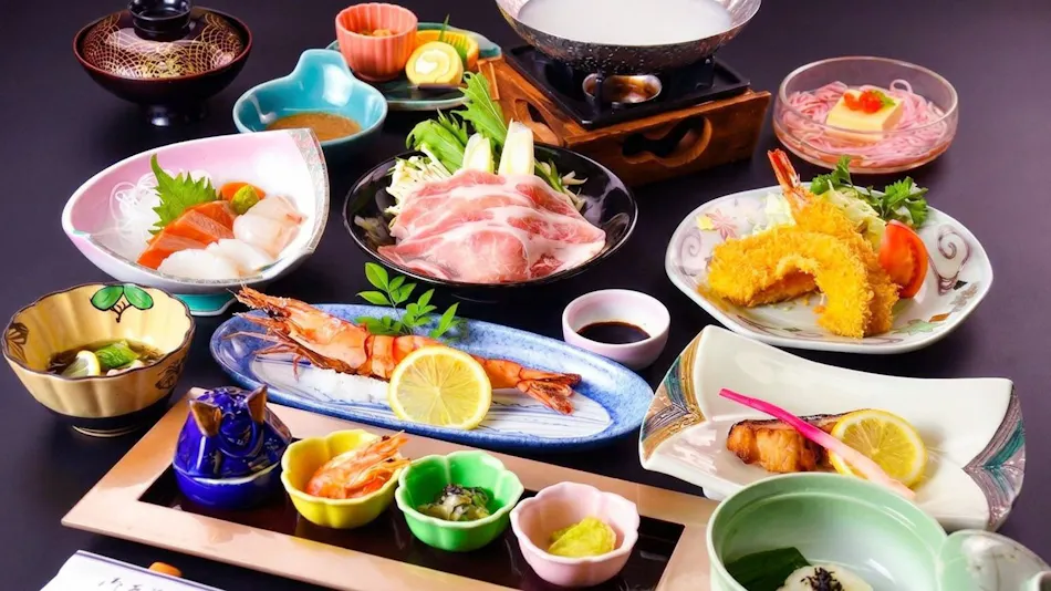 Fugu Cuisine and Live Fish Cuisine Inn Yamani Ryokan