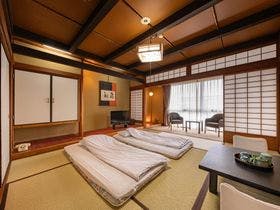 山鹿温泉 とろみの湯宿　サンパレス松坂