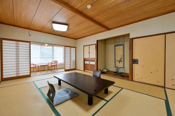 【本館一例】