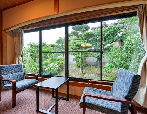 【月‐つき‐】