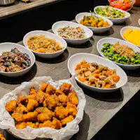 บุฟเฟต์อาหารเช้าฟรี|เปิด 6:30-9:30