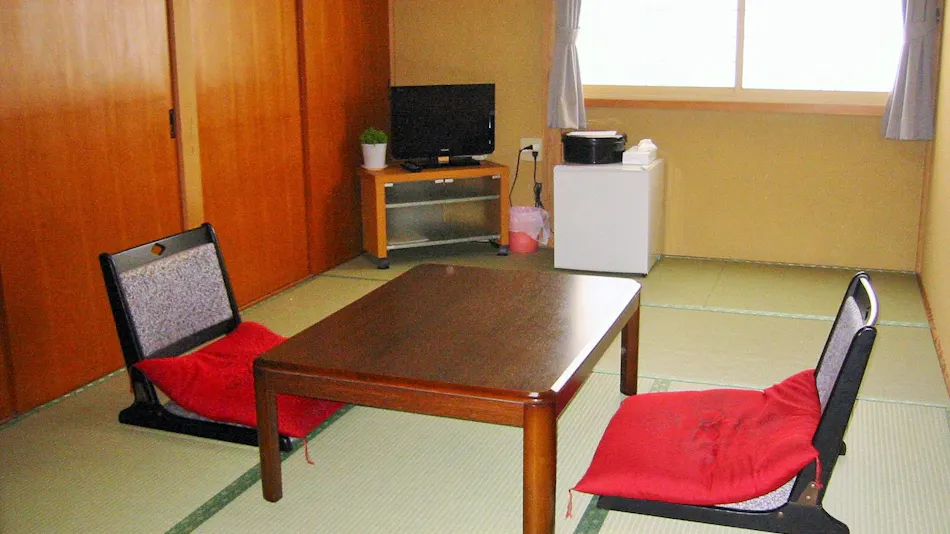 Yamasemi Inn