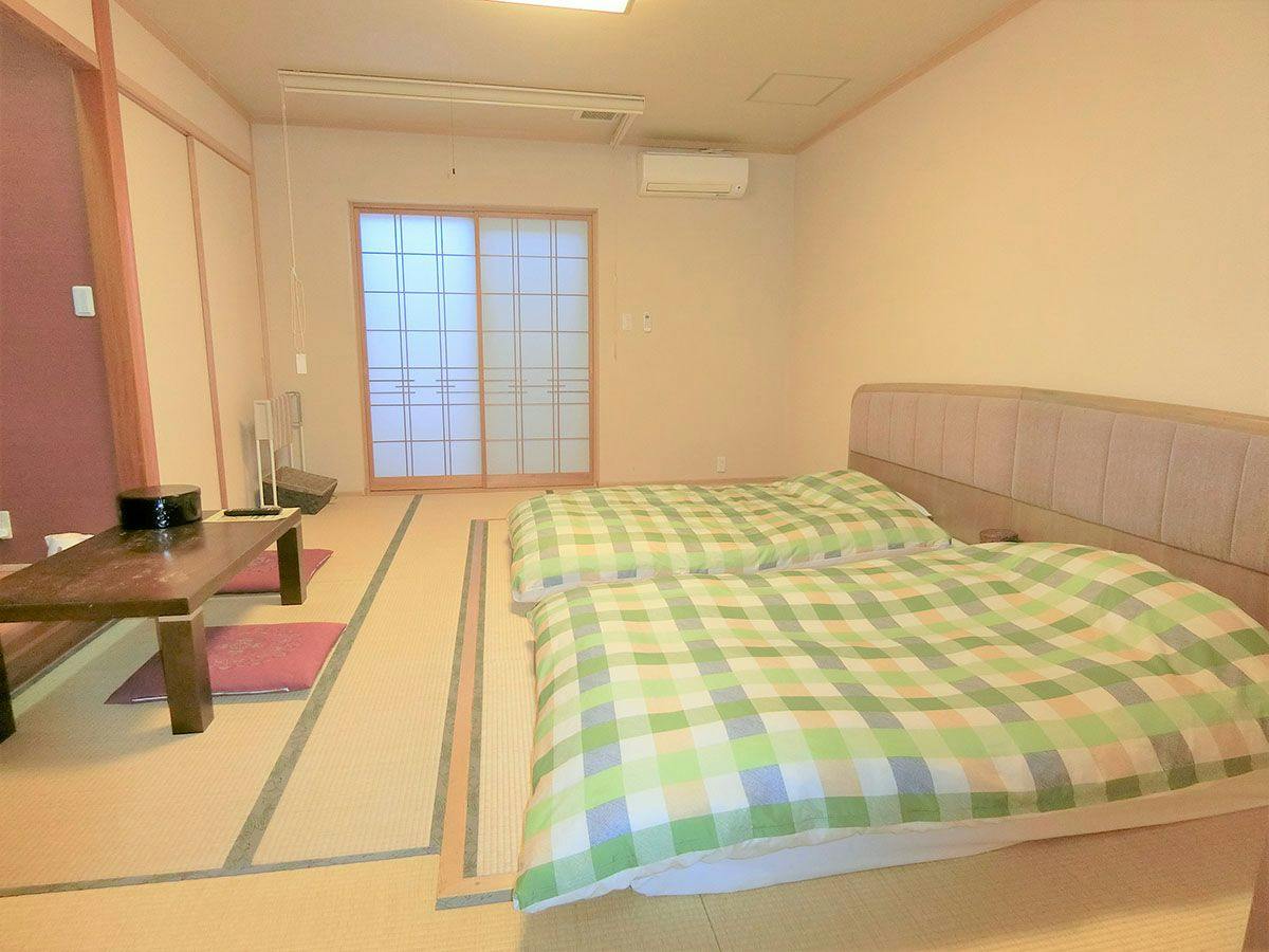 Minshuku Inn Miyazaki Yuraku-an