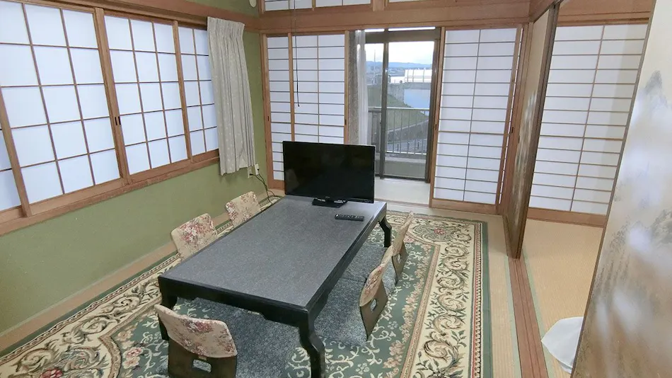 Minshuku Inn Miyazaki Yuraku-an