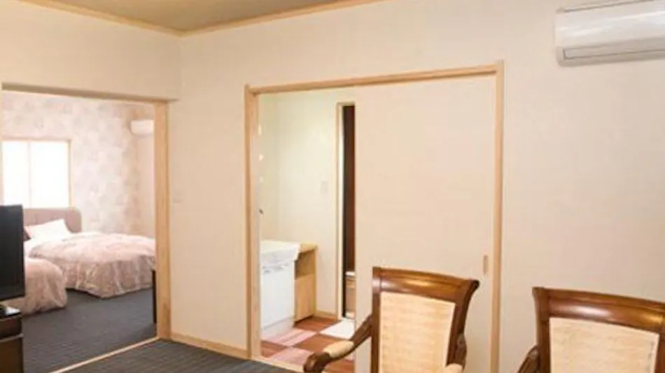 Minshuku Inn Miyazaki Yuraku-an