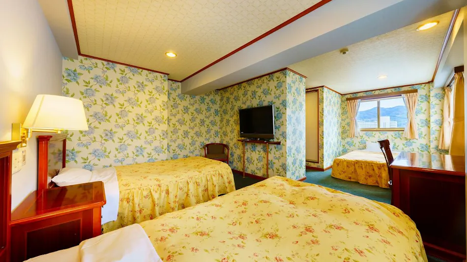 Beppu Station Hotel
