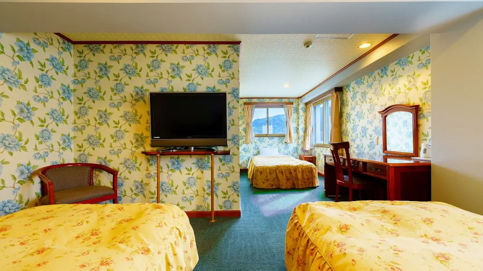 Beppu Station Hotel