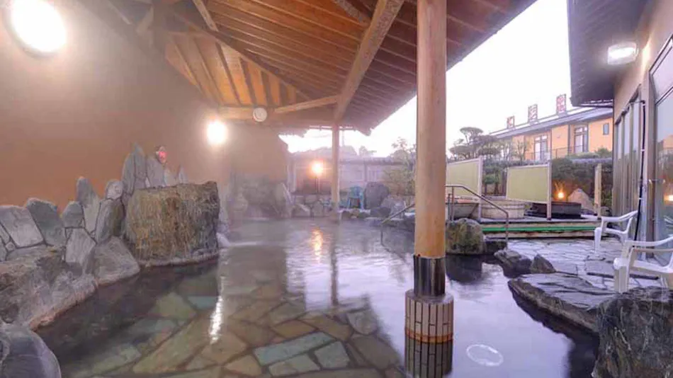Hokuhou Onsen Shiki no Sato Nanairo no Yu