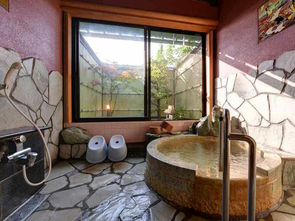 Hokuhou Onsen Shiki no Sato Nanairo no Yu