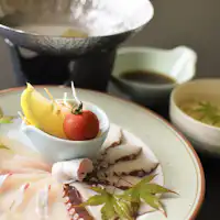 가을 한정 ● 세토우치의 하마치와 오징어 샤부샤부