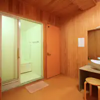 <共同浴場>脱衣所
