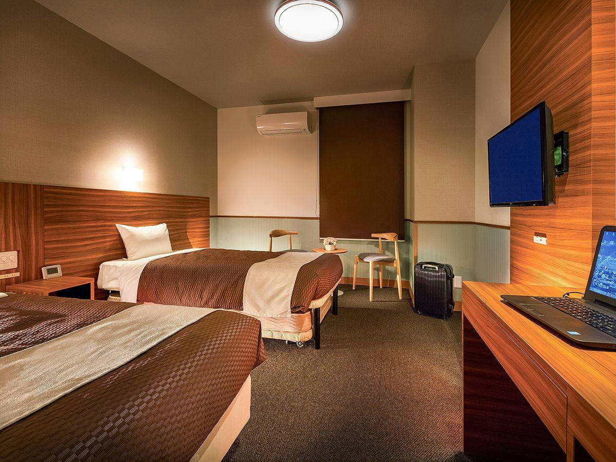 Tokai City Hotel
