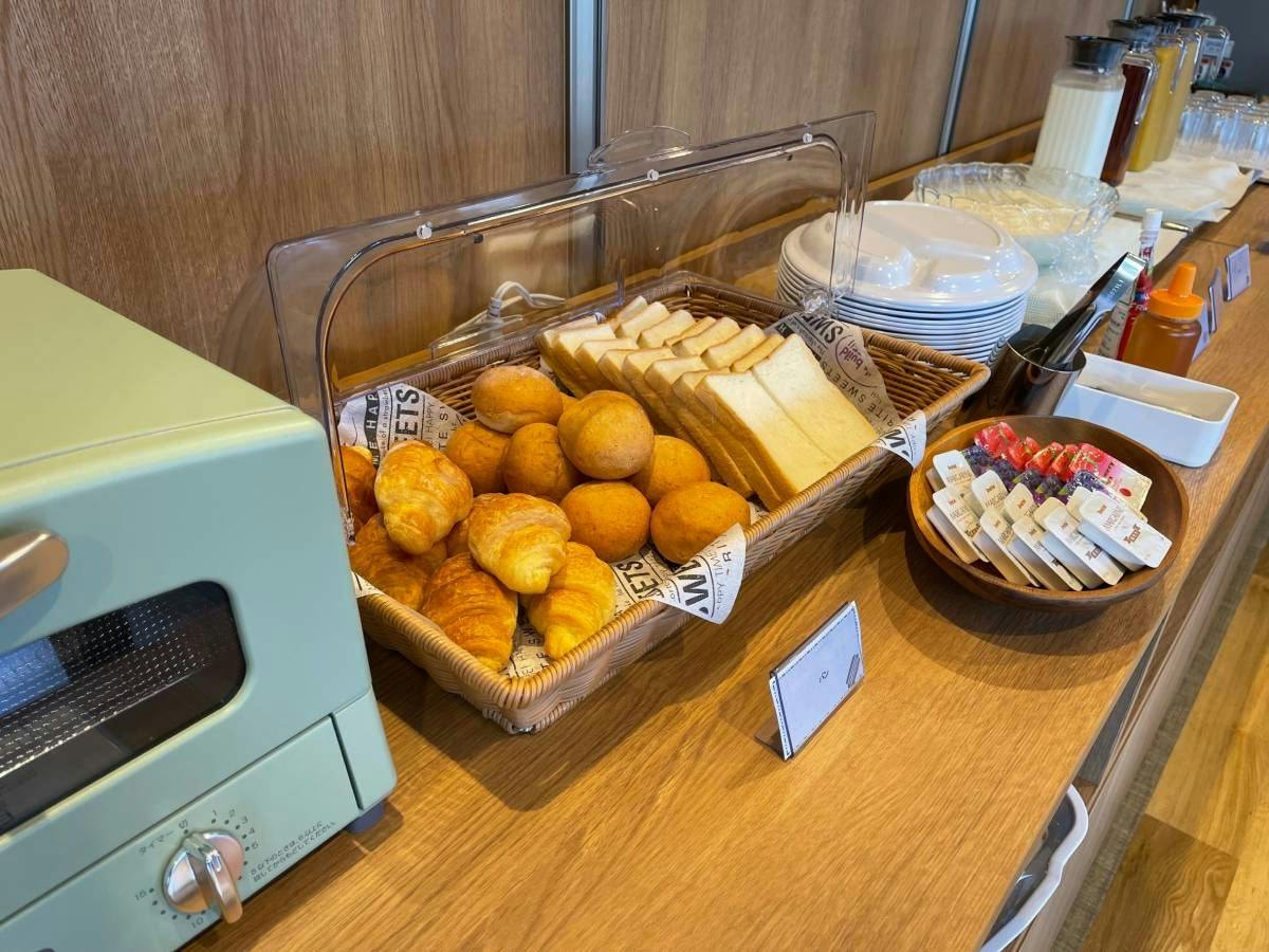 Tokai City Hotel