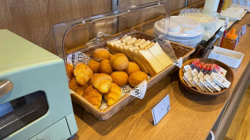 Tokai City Hotel
