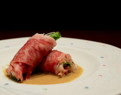 冷製奈義和牛の湯引き胡麻クリームソース