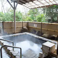 庭景色の露天風呂