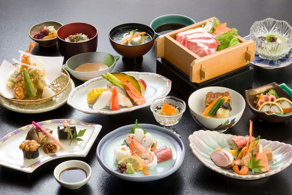Onsen Hotel Nakahara Bessou (Non-Smoking Rooms & Seismic Renovation Completed)