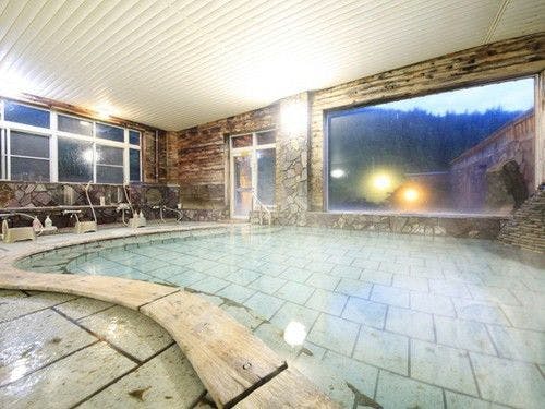 ห้องอาบน้ำรวมชาย