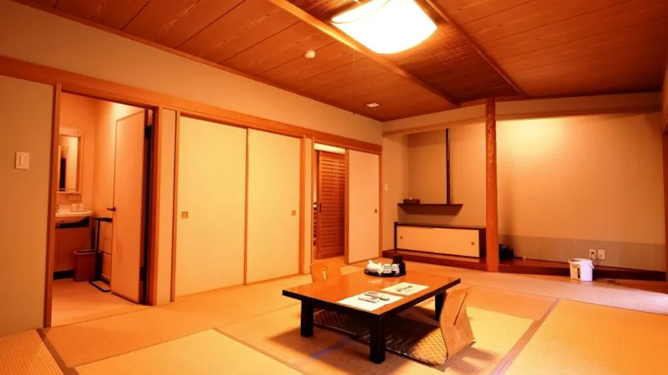 Yoro Keikoku Onsenkyo Ryokan Kiyomoto