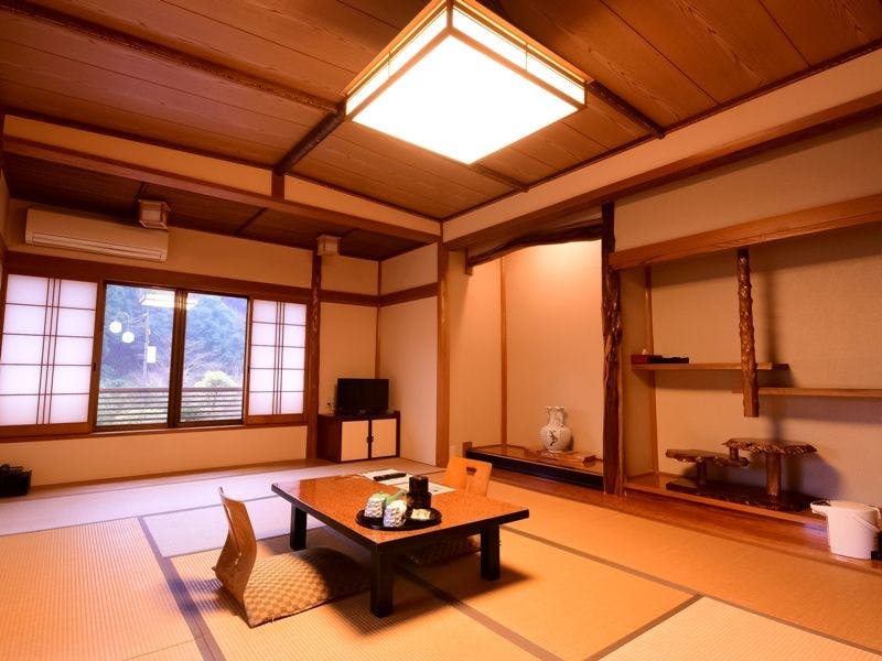 Yoro Keikoku Onsenkyo Ryokan Kiyomoto