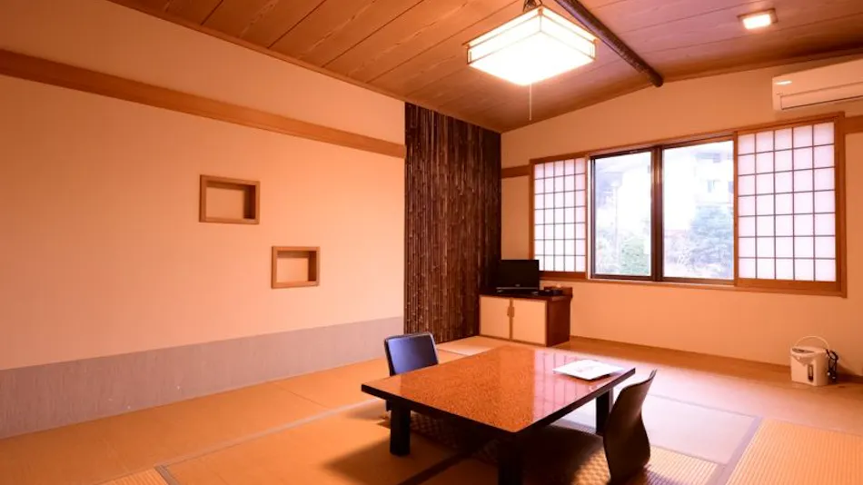 Yoro Keikoku Onsenkyo Ryokan Kiyomoto