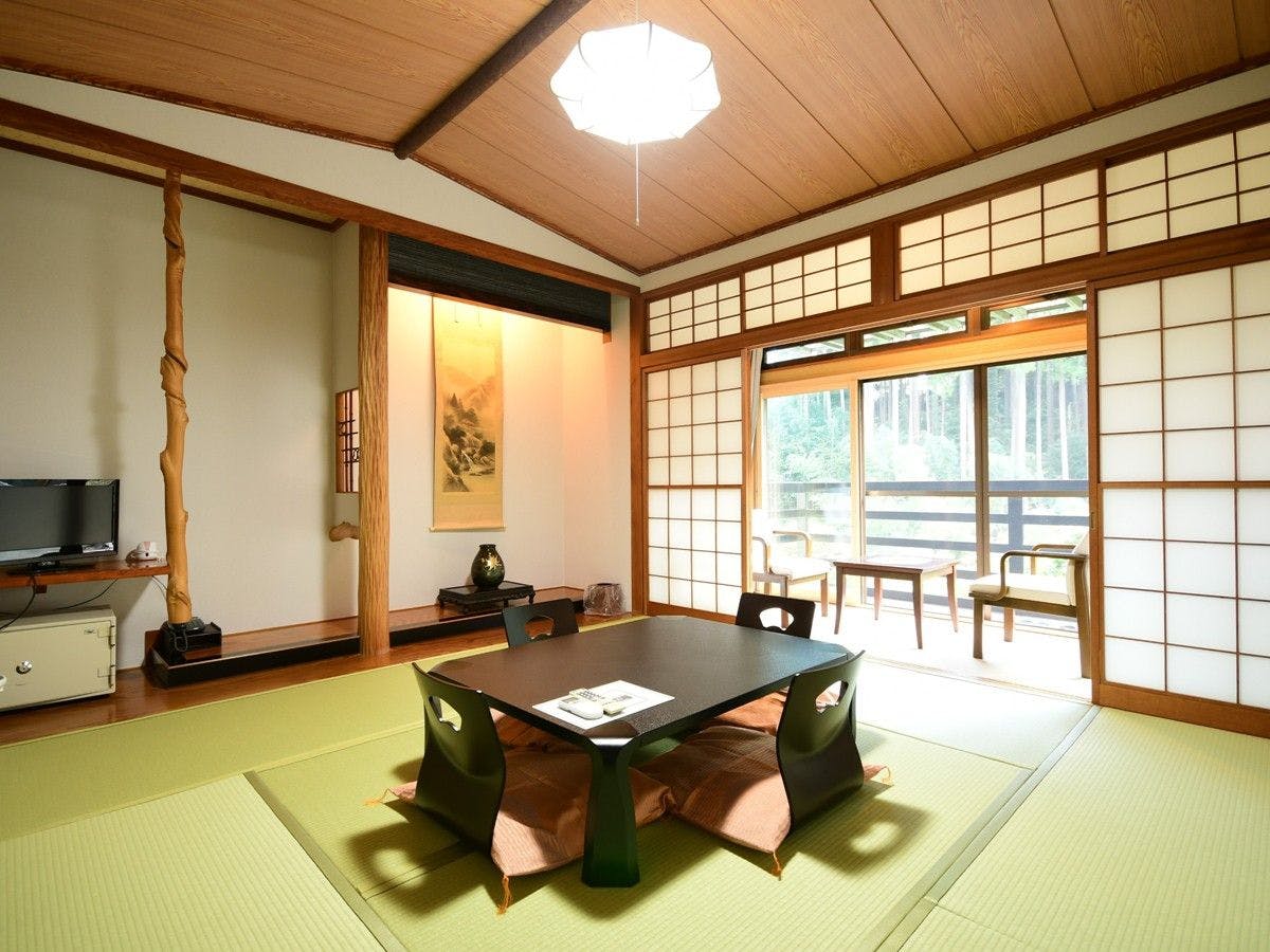 Yoro Keikoku Onsenkyo Ryokan Kiyomoto