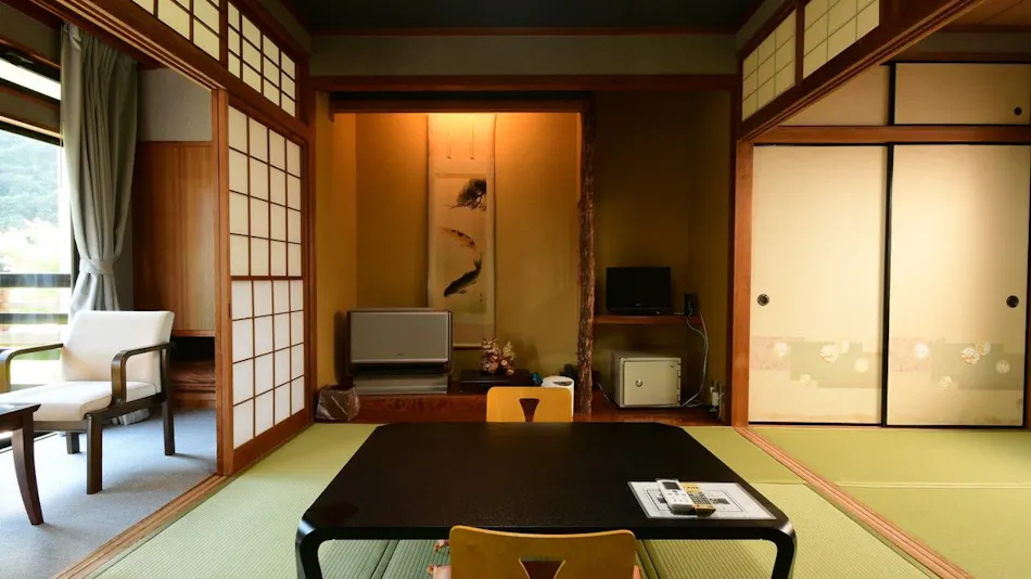 Yoro Keikoku Onsenkyo Ryokan Kiyomoto
