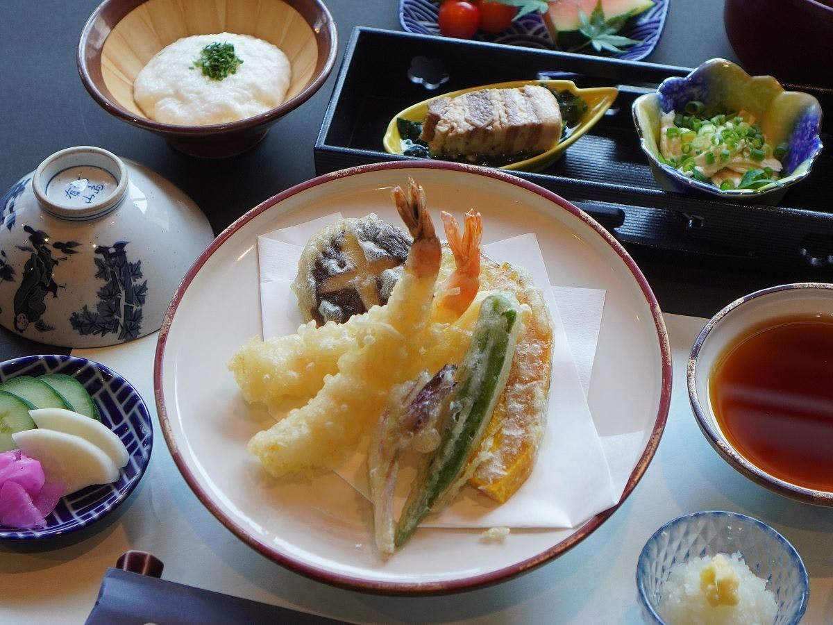 Yoro Keikoku Onsenkyo Ryokan Kiyomoto