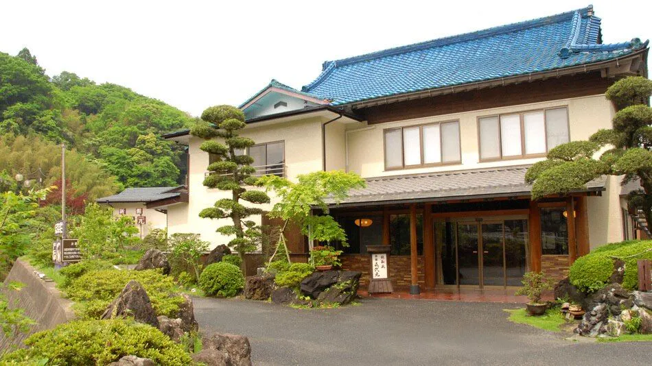 Yoro Keikoku Onsenkyo Ryokan Kiyomoto
