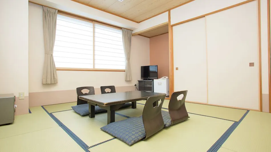 Kur and Hotel Suruga