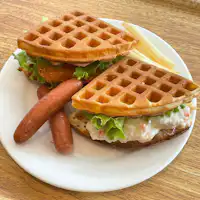 ตัวอย่างการจัดเสิร์ฟวาฟเฟิลอาหารเช้า